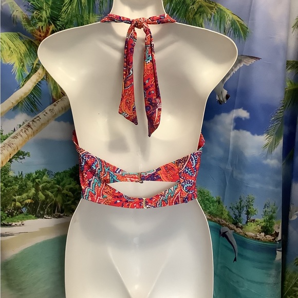 Sunsets bikini curve  top red blue turquoise size 18, large CD cup…nice …color - Picture 2 of 13